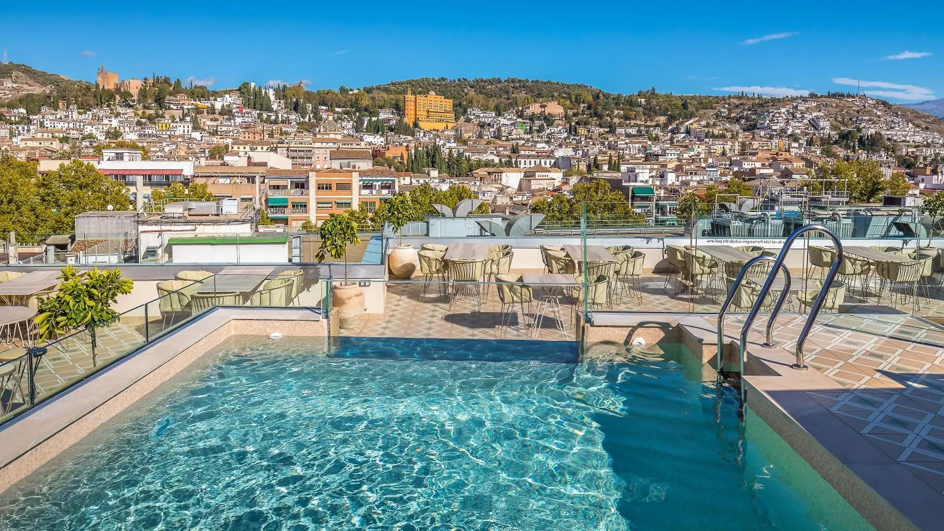 Отель Barcelo Carmen Гранада 4*,