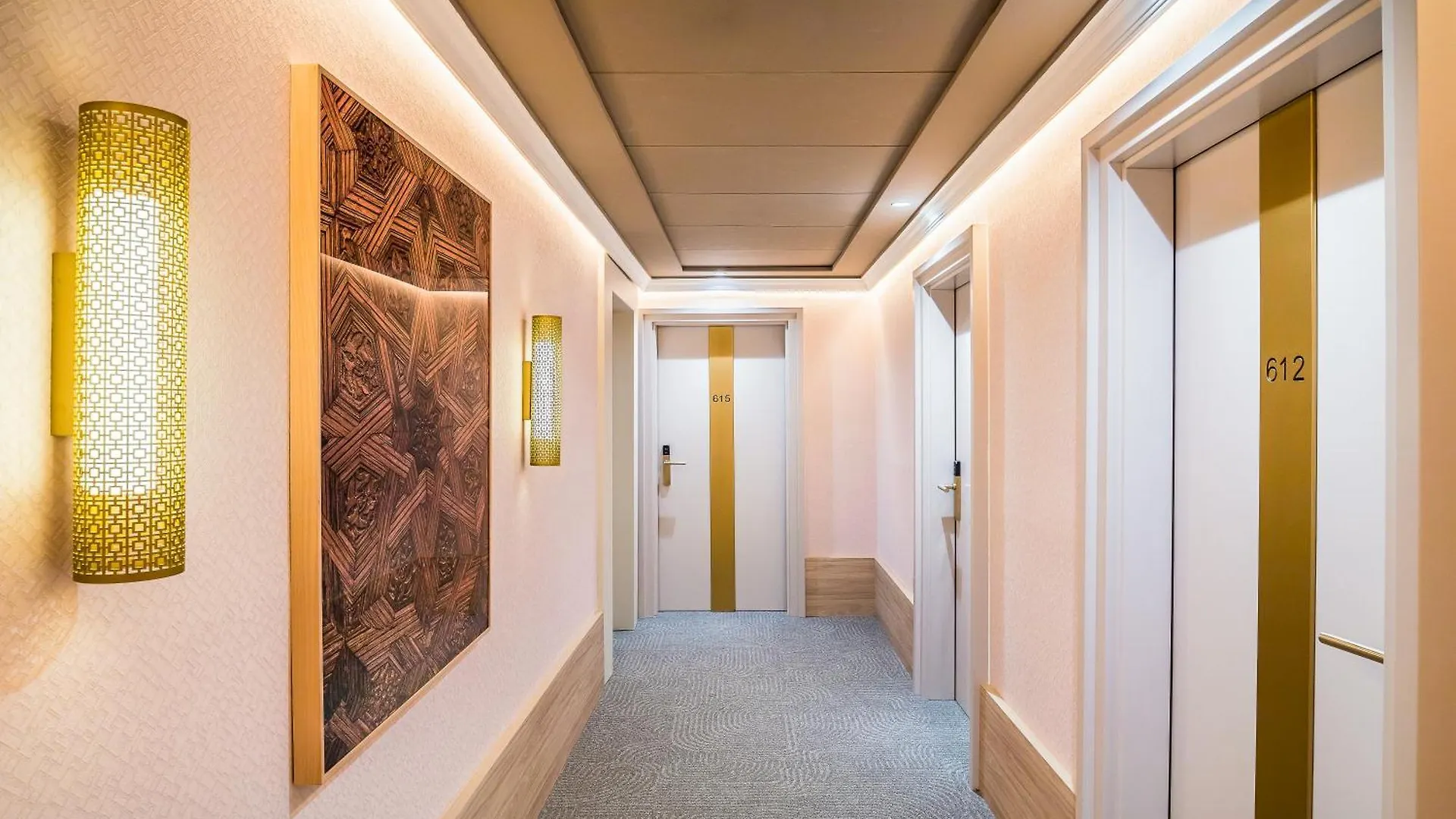 Отель Barcelo Carmen Гранада